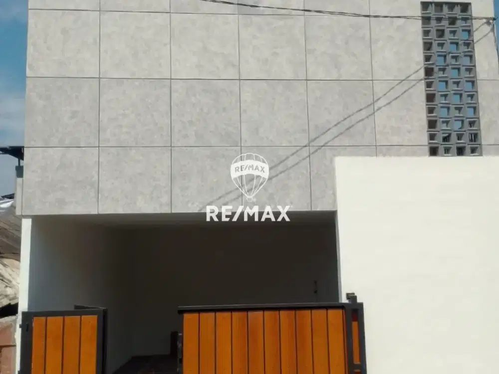 Dijual Rumah Kos Baru dan Aktif, 10 kamar di Bambu Apus, Pamulang Tangsel. Investasi Menguntungkan