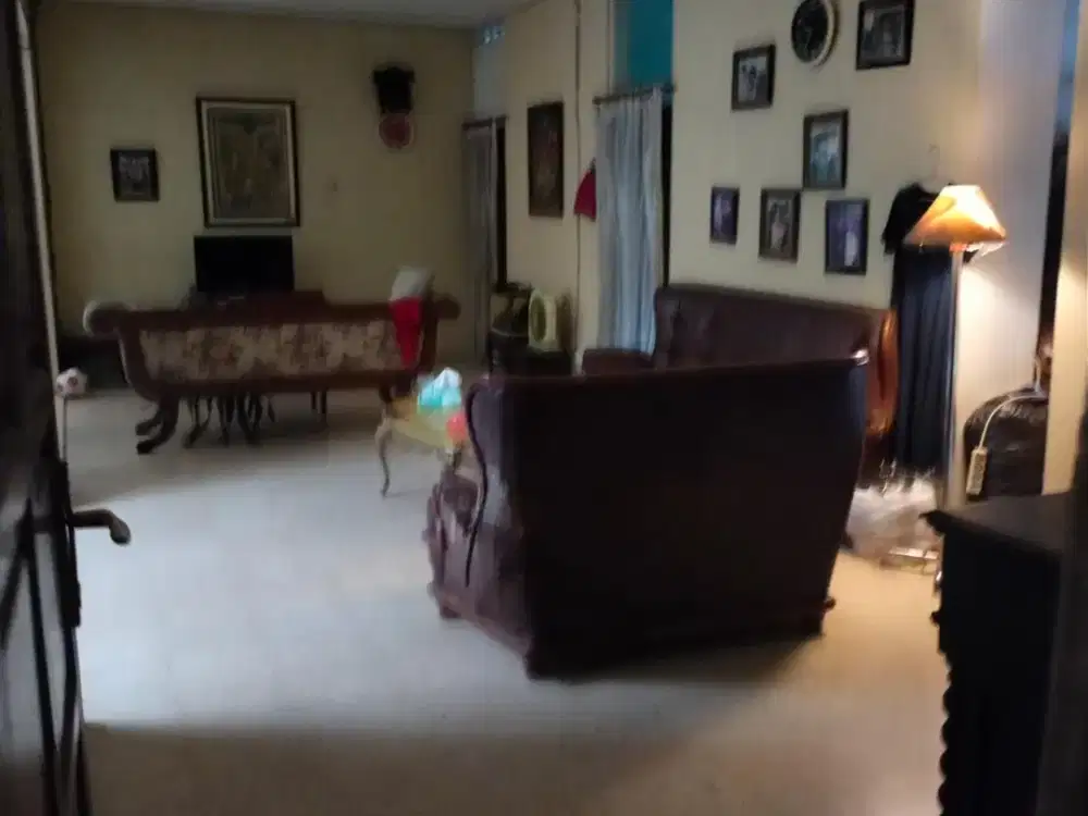 Rumah Lama Area Turangga SHM Terawat Siap Huni