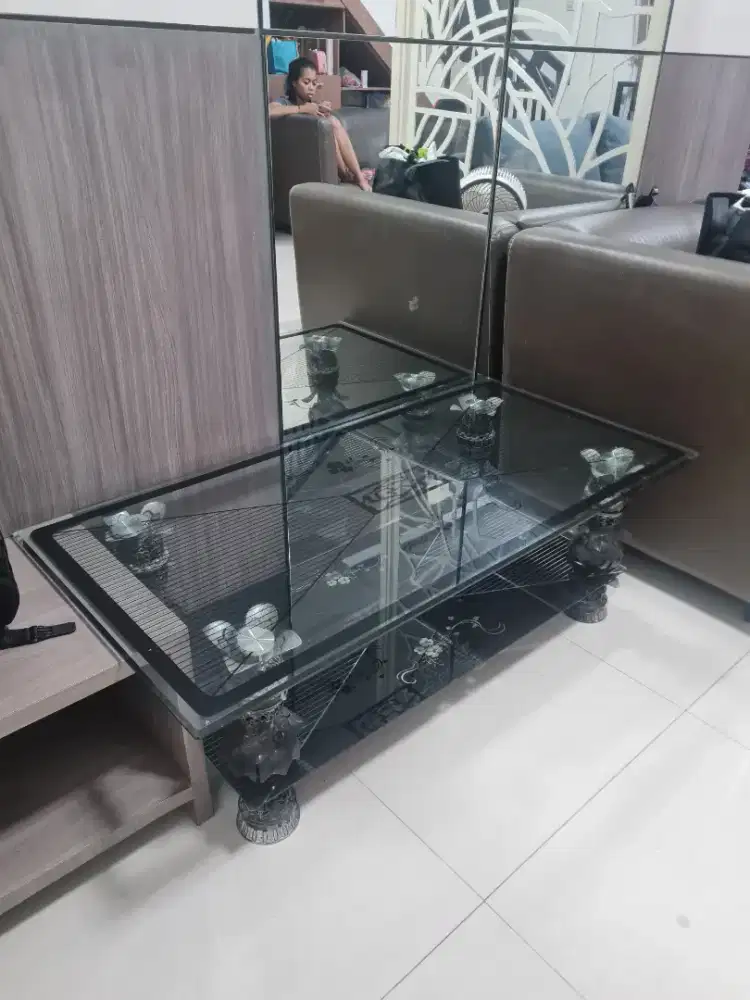 MEJA RUANG TAMU