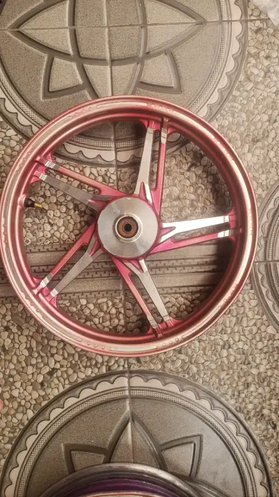 Velg Beat K44 Custom Cnc