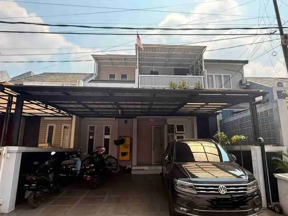 Dijual dibawah pasaran rumah 2 lantai rapi siap huni di Bukit Golf Cibubur Riverside