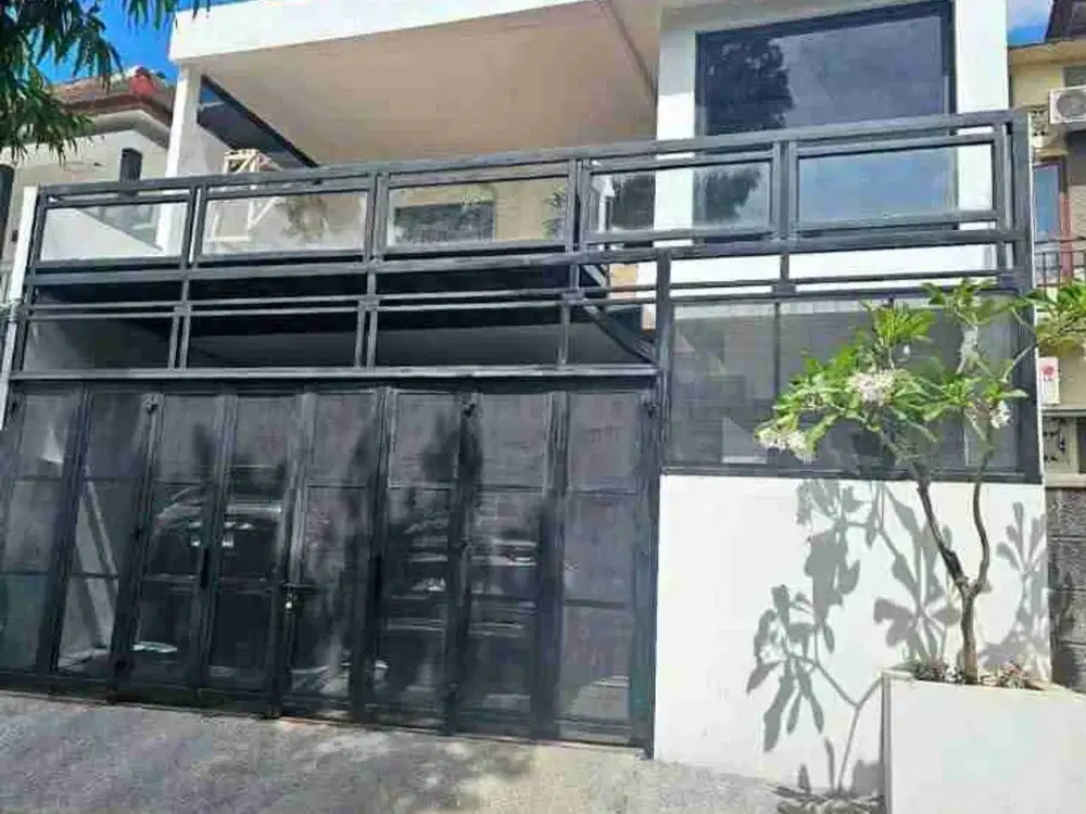 RUMAH GUNUNG CATUR MINIMALIS MODERN MINI POOL