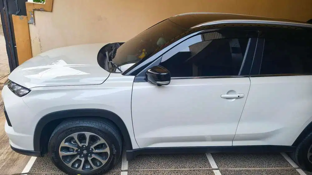 Suzuki Grand vitara 2023 Hybrid Cash / Over Kredit
