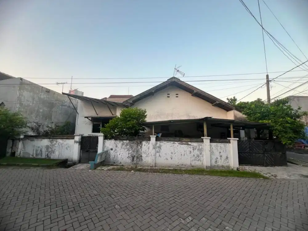 DIJUAL RUMAH HITUNG TANAH DI SUTOREJO