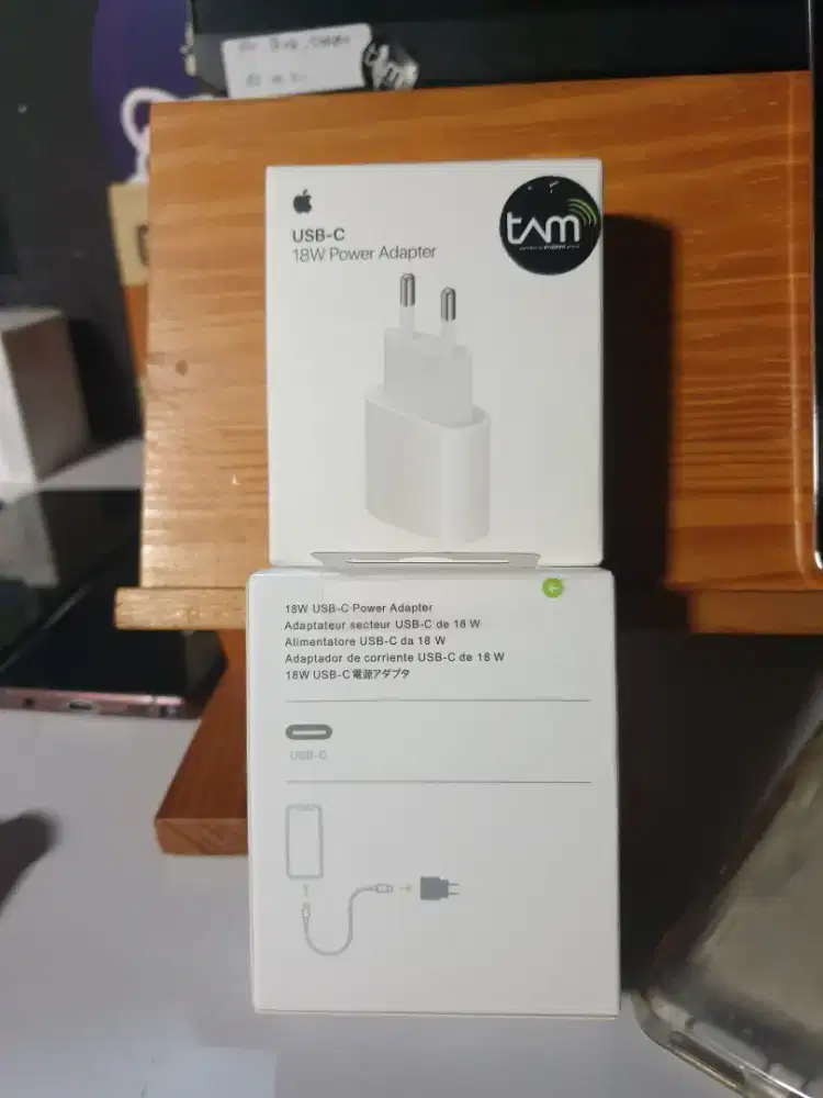 Adapter Charger iPhone 18W Baru – Fast Charging