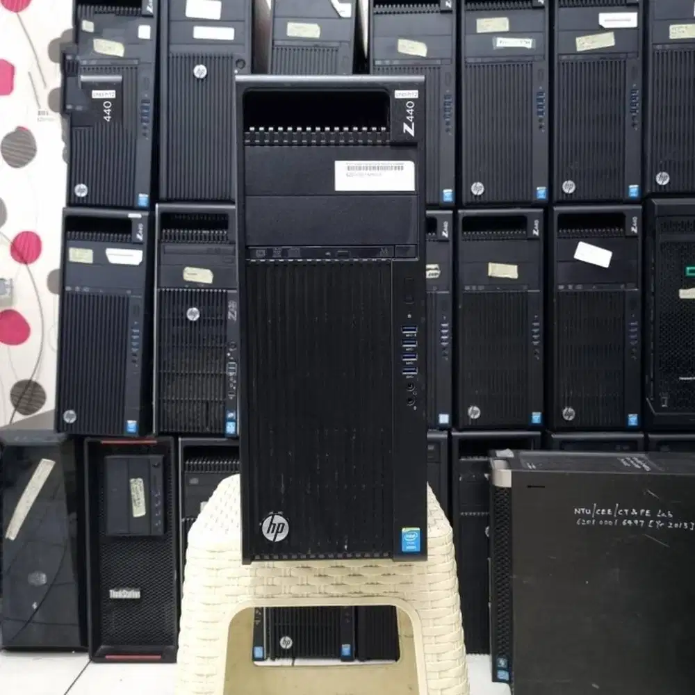 Pc server UNBK workstation HP Z440 xeon quadcore ram 32gb 256gb NVIDIA