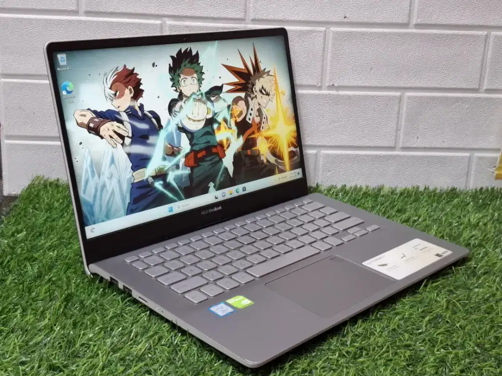 Laptop Asus VivoBook S14 X430UN Prosesor Intel Core i5-8250U/Ram 8GB