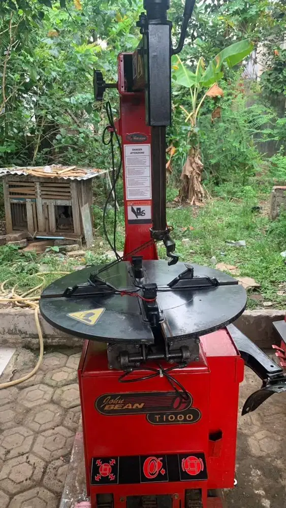 READY 1 UNIT TIRE CHANGER MERK JHON BEAN T1000