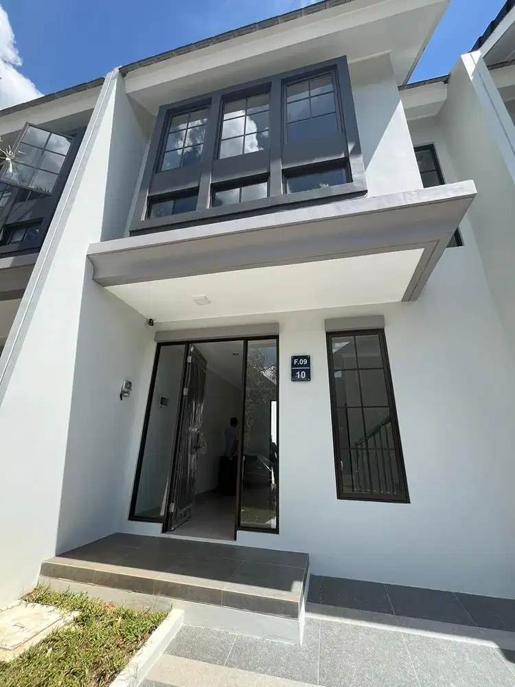 DISEWAKAN RUMAH CITRALAND CIBUBUR