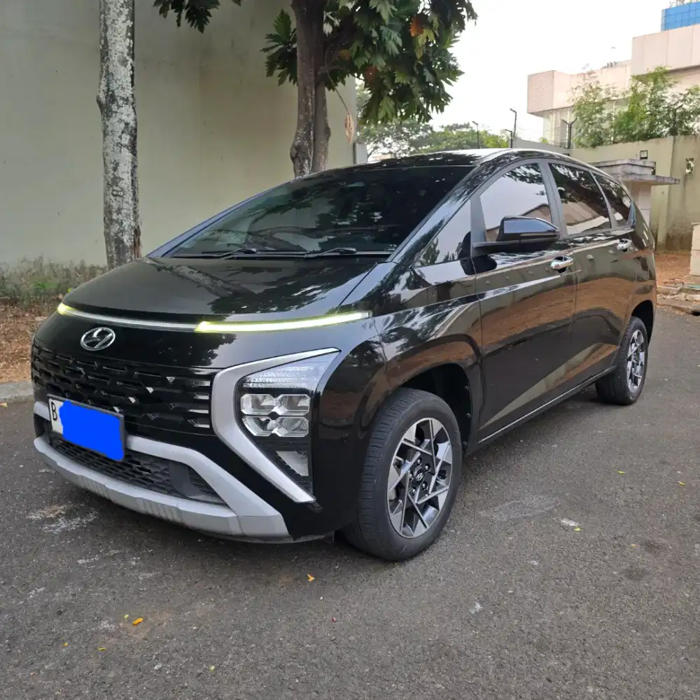 Hyundai stargazer prime at matic th 2023 hitam