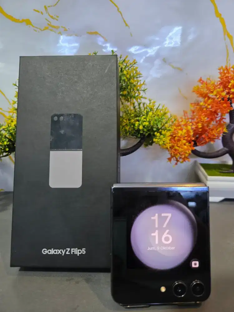 SAMSUNG Z FLIP 5 5G RAM 8/256GB ORIGINAL SEIN MULUS NORMAL