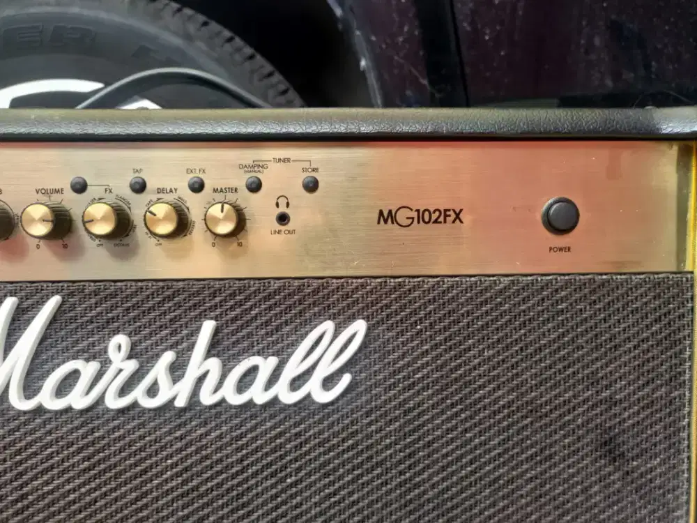 Ampli Gitar Marshall MG102CFX 100-Watt( Lengkap Footswitch Pedal Asli)
