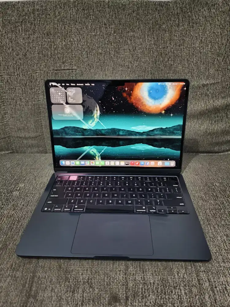 MacBook Air Liquid Retina M4 13-inch 2025( iBox)
Apple M4
Ram 16/256GB