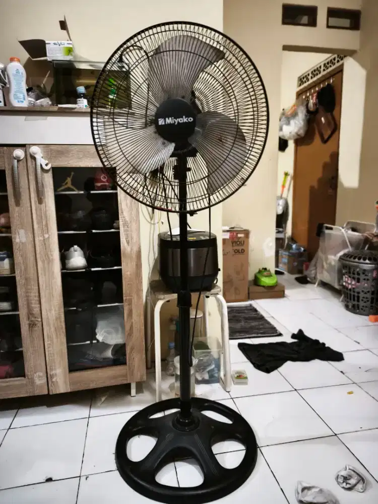 Kipas angin miyako 18 like new
