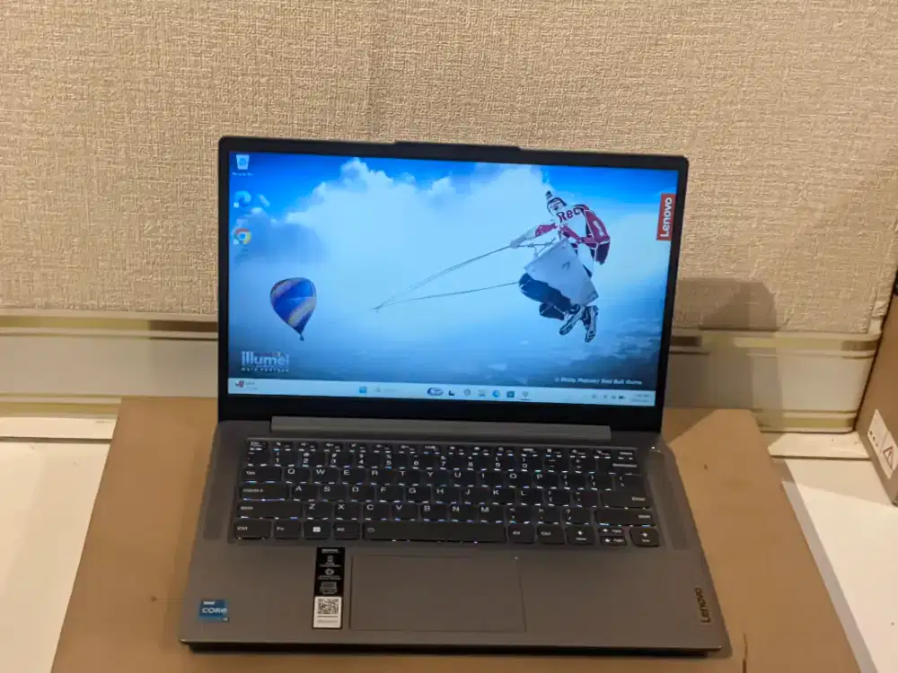 Lenovo Ideapad Slim 3 i3 Gen 13 Ram 8 GB SSD 256 GB Like New