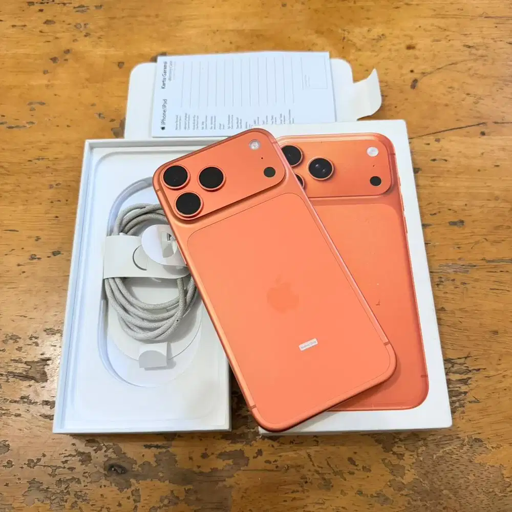 iPhone 17 Pro Max 256GB Orange Garansi iBox 10 Bulan Lagi Like New
