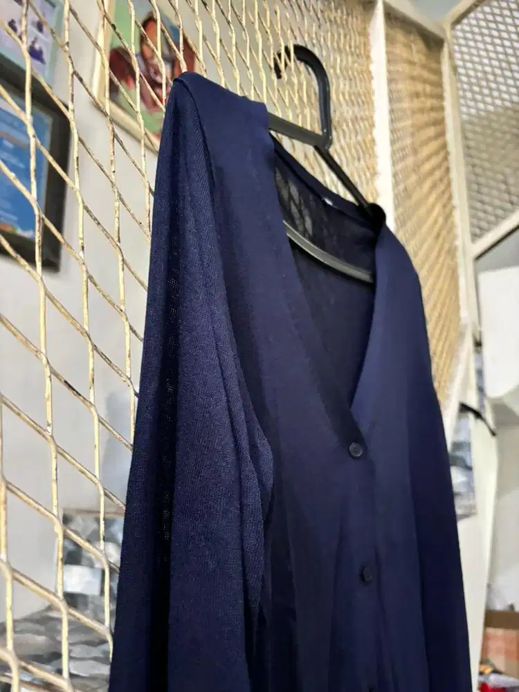 UNIQLO FLOWY CARDIGAN NAVY