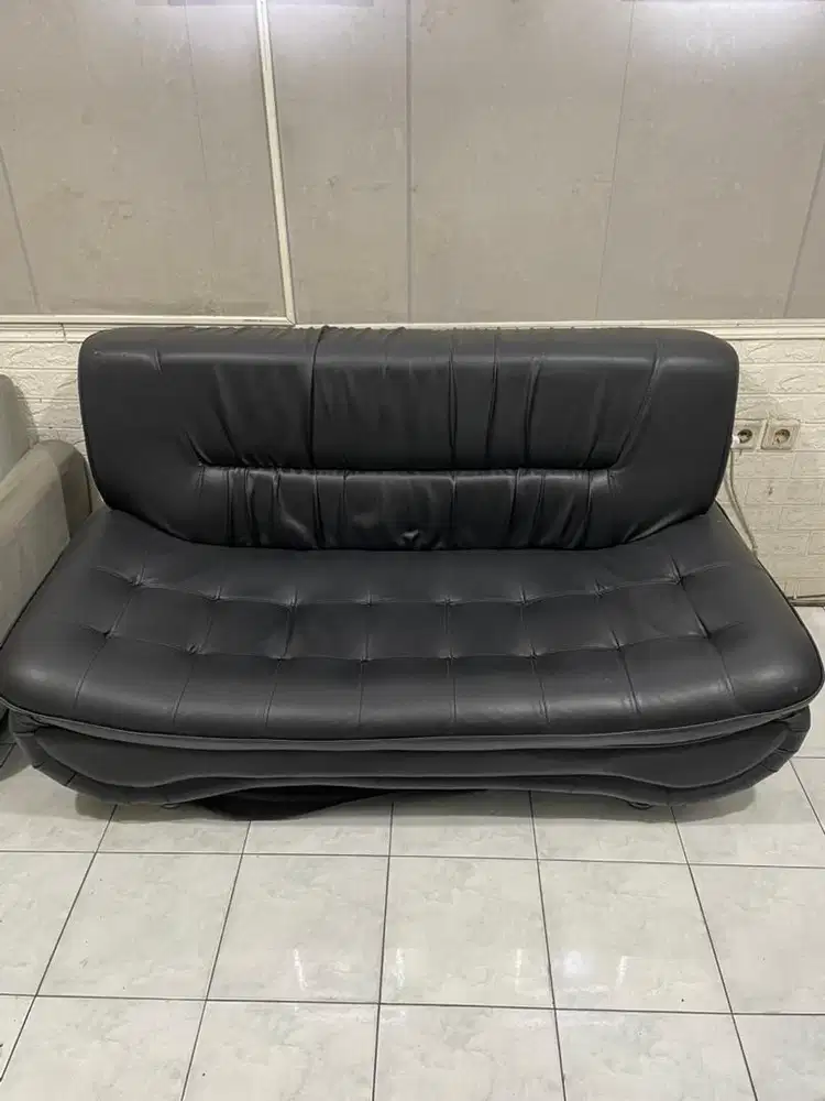 Sofa Hitam Second