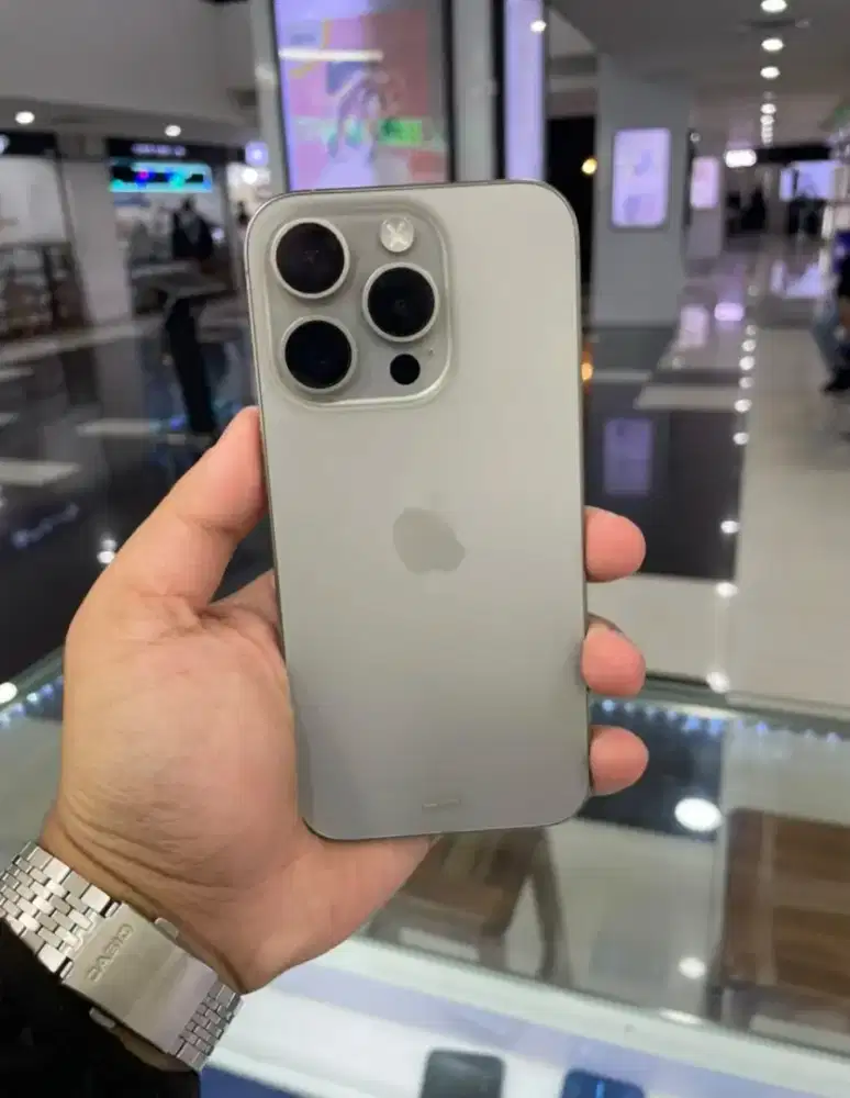 iphone 15 pro 128gb resmi Indonesia