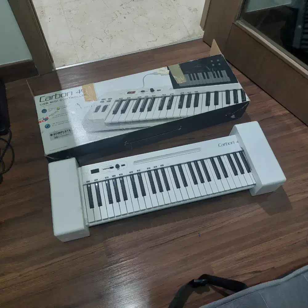 Midi Controller Keyboard Samson Carbon 49