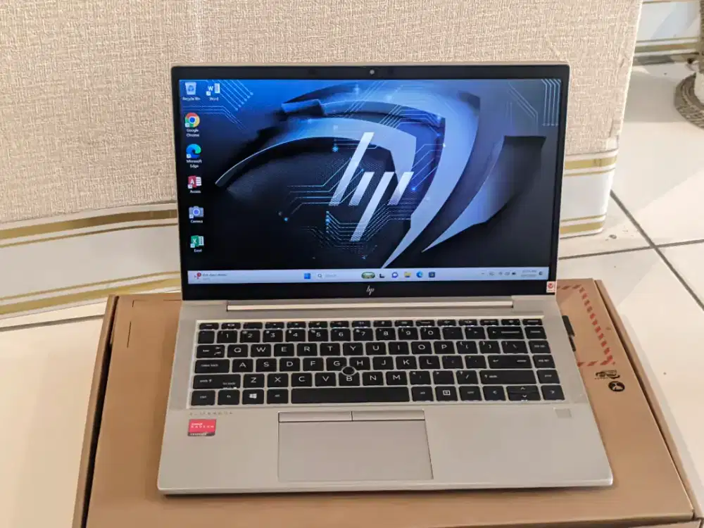 Laptop Hp Elitebook 845 G7 Ryzen 5 pro 4650U Ram 8 GB SSD 256 GB