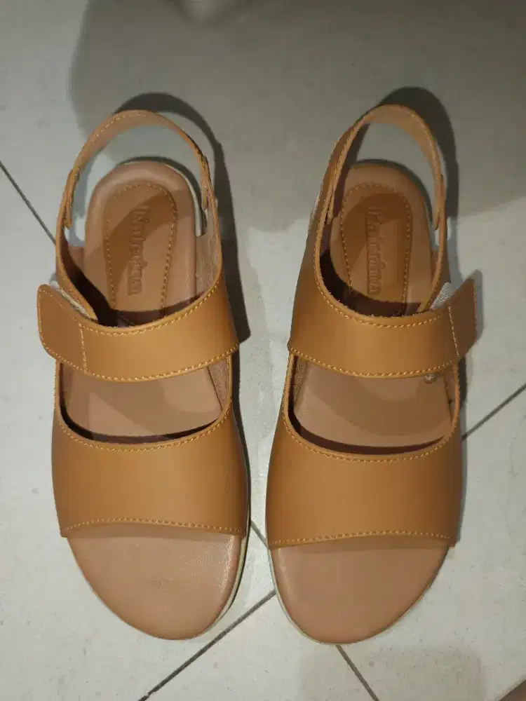 SENDAL WANITA DEWASA