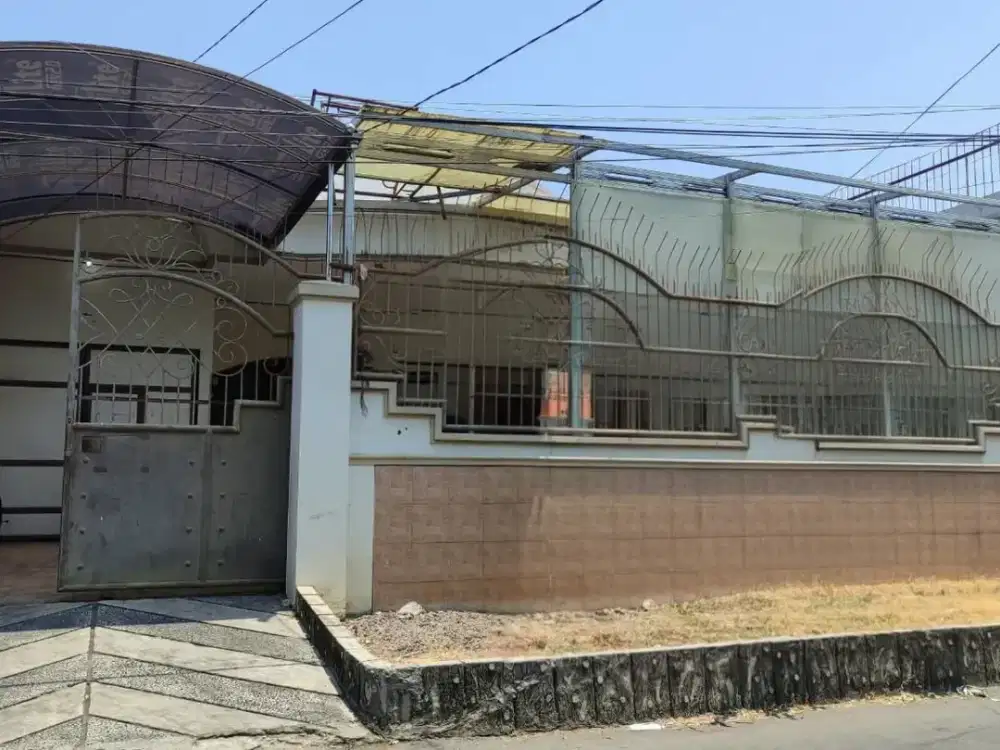 Jual rumah di Kupang indah surabaya. Bisa untuk kantor onlineshop dekat Ciputra world