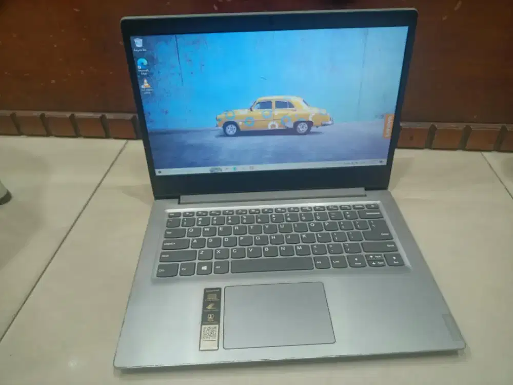 Lenovo ideapad S145-14AST ram 4 SSD 256 normal semua unit charger