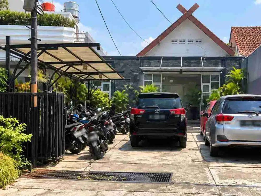 Jarang ada Rumah Kantor Dijual lokasi strategis di sayap Sukajadi Bandung