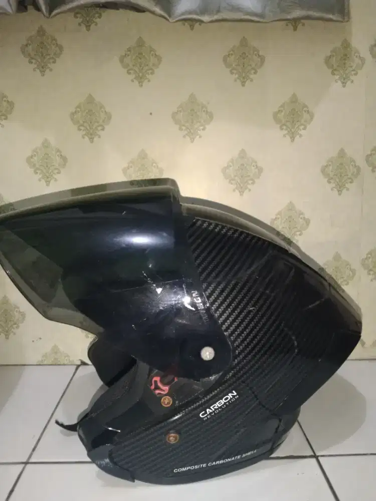 Dijual helm JS Carbon
