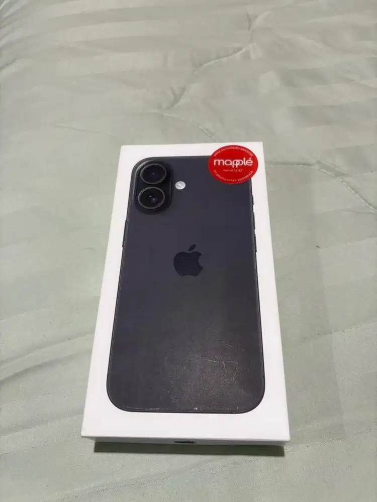 iPhone 16 128GB