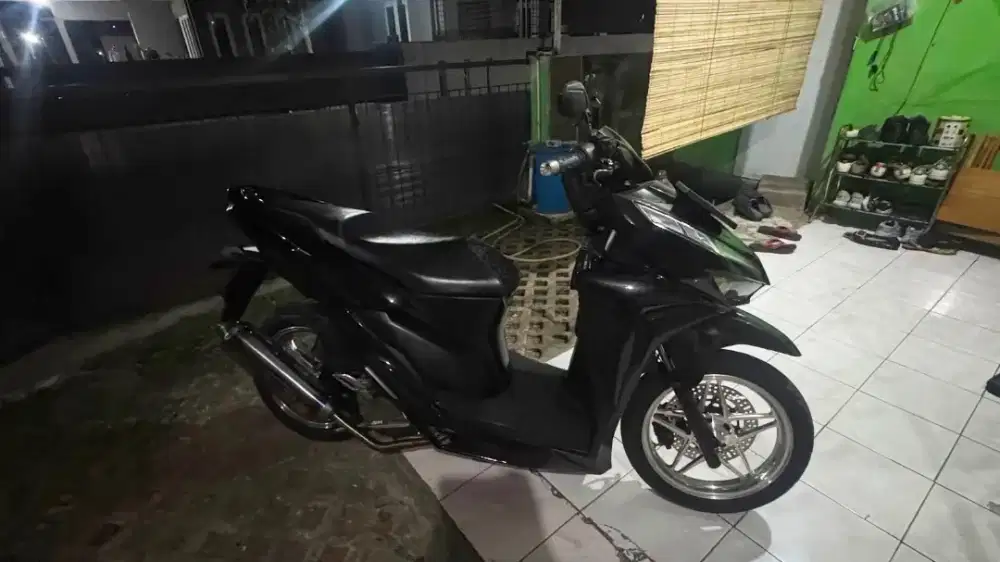 Dijual cepat vario 125 2018, lengkap