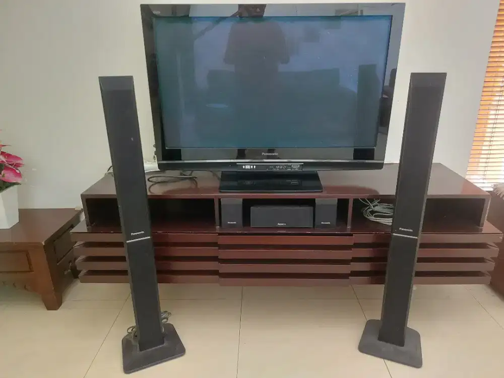 Dijual cepat TV Plasma Panasonic 42 inci (kondisi mati)