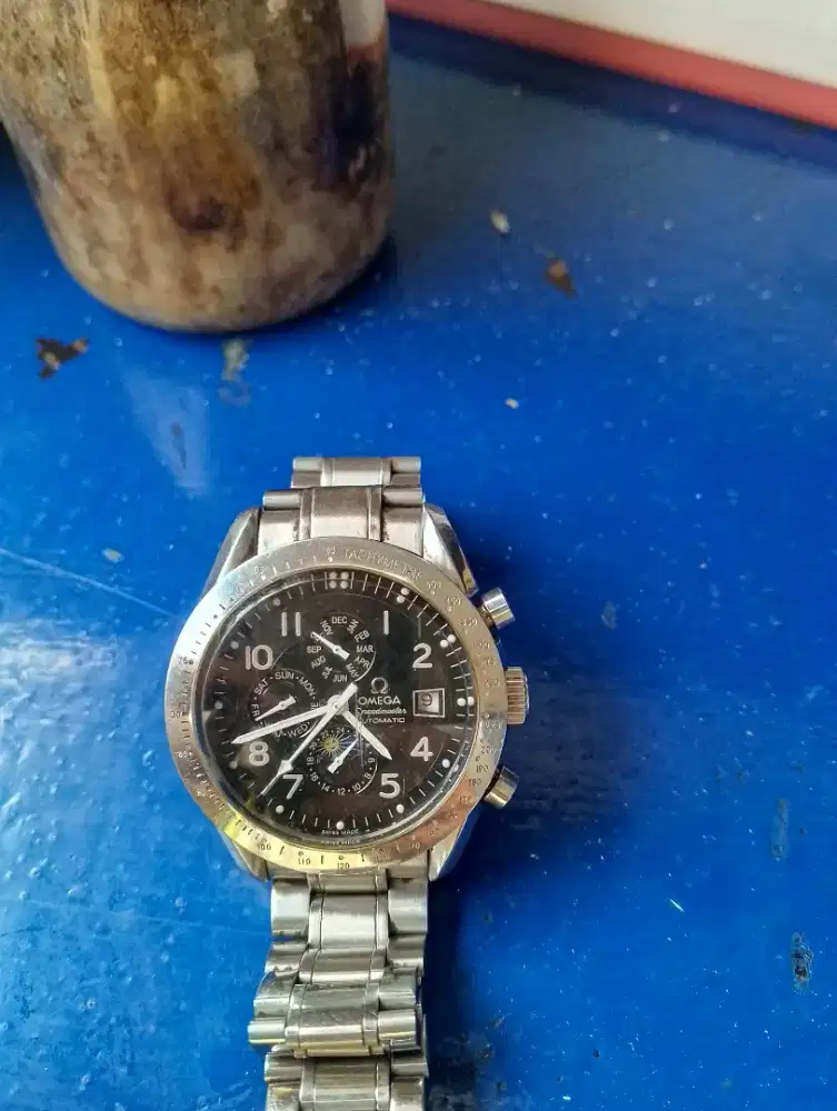 Omega speedmaster matic