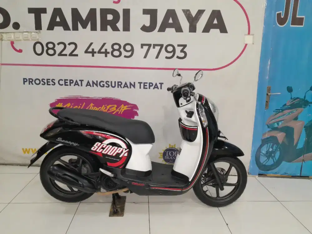 HONDA SCOOPY ESP 2016