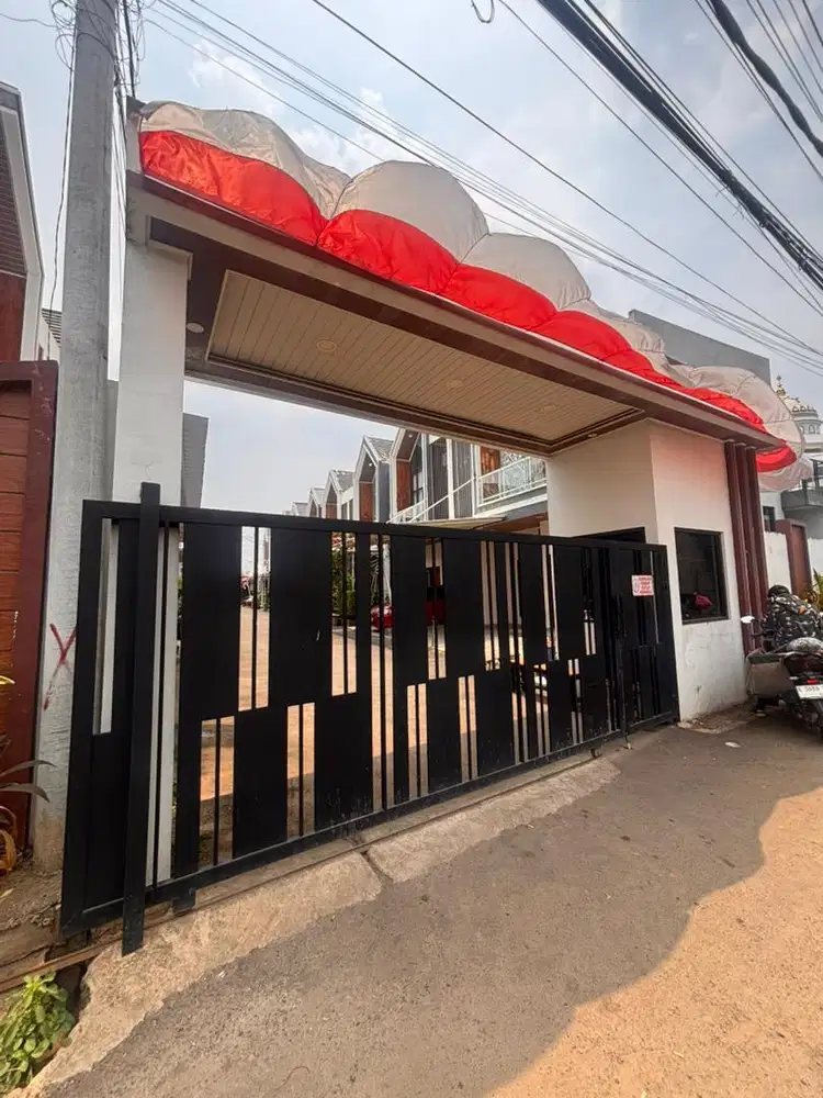Disewakan rumah eksklusif  dekat walikota tangsel pondok benda