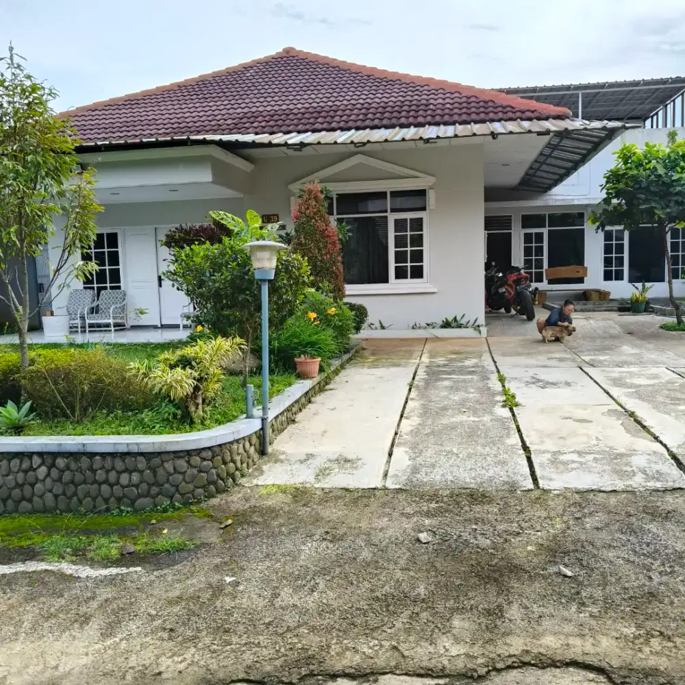 Di Jual Villa Subur Indoalam  2 Lantai 500m2 Cipanas