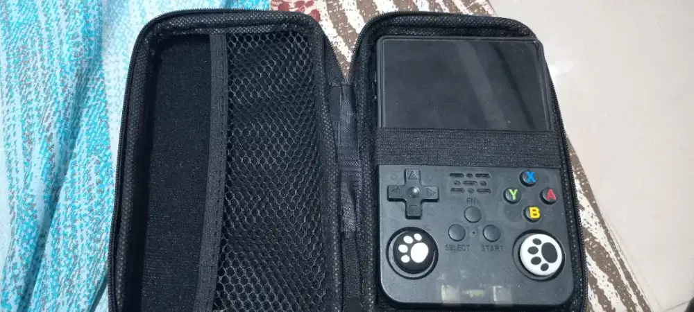 CONSOLE GAME R36S