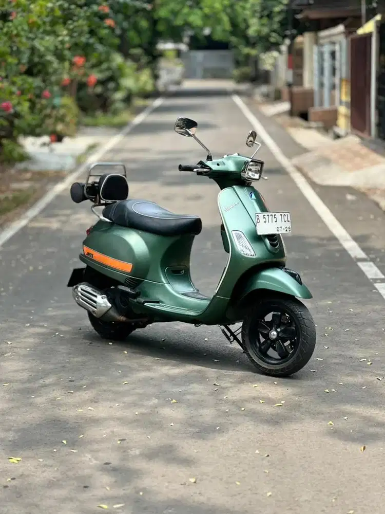 VESPA S 125 IGET 2019 HIJAU - TERMURAH
