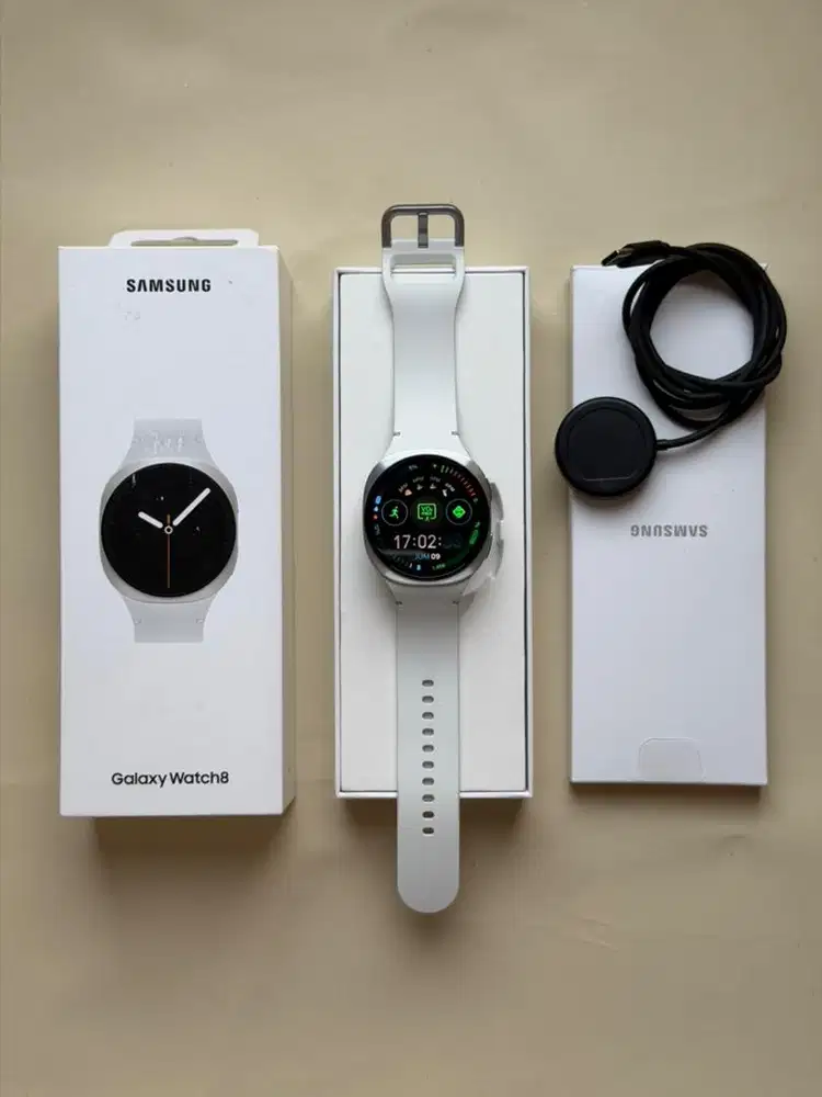 Samsung Watch 8 40mm - Silver - Like New - Resmi Indo
