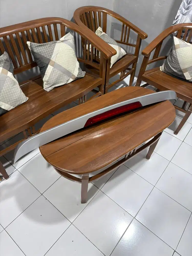 Spoiler Wing Bagasi Confero S + Lampu Stop Rem Bagasi Atas Original