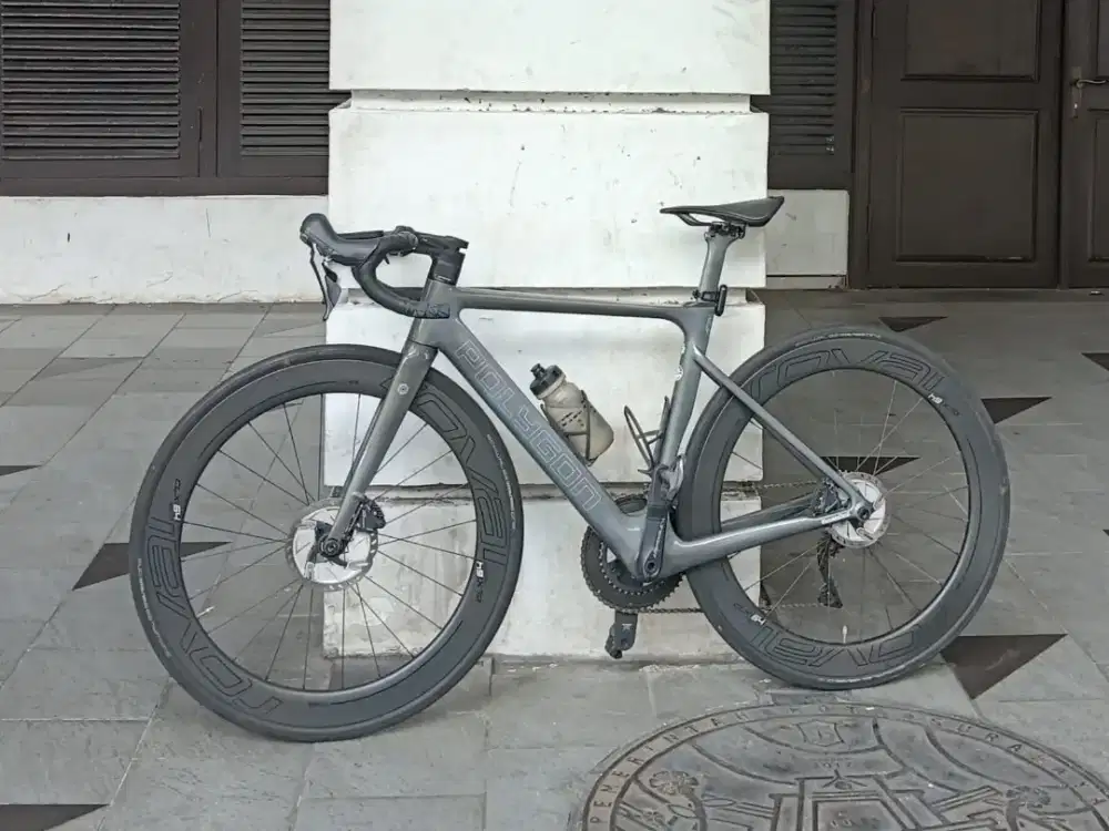 Road Bike Polygon Helios