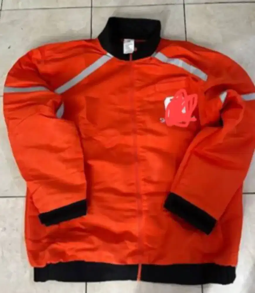 Jaket baru ukuran M