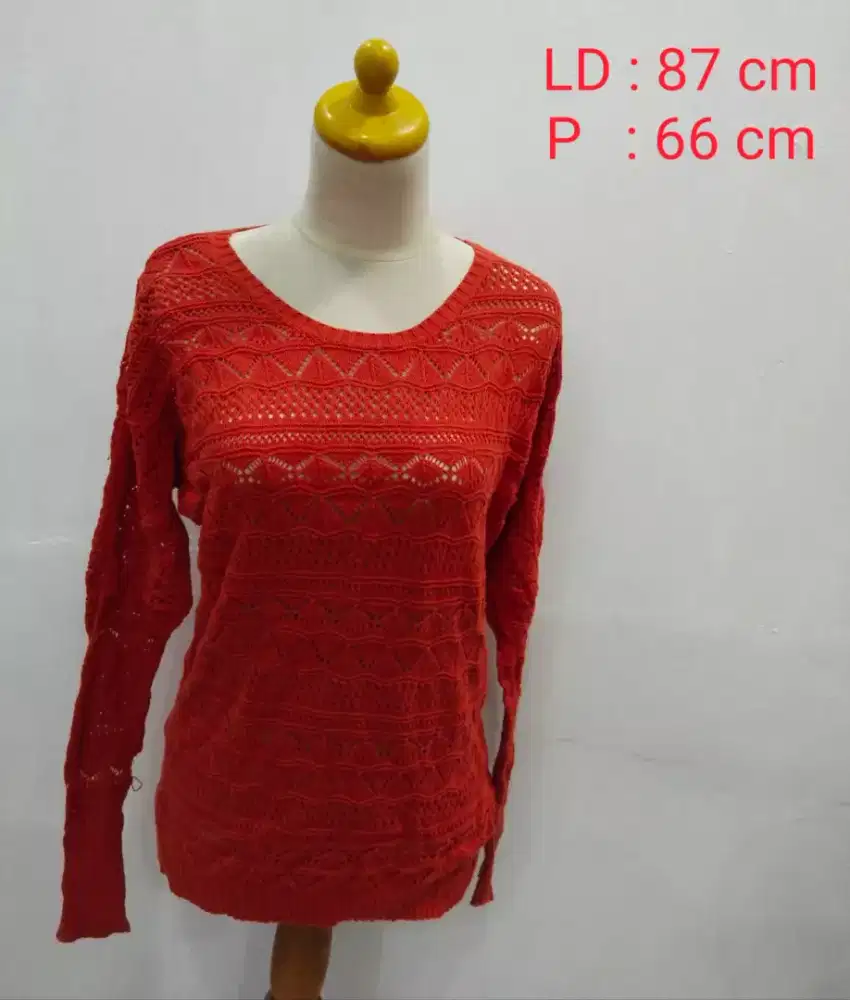 Sweater Rajutan Warna Teracota Preloved