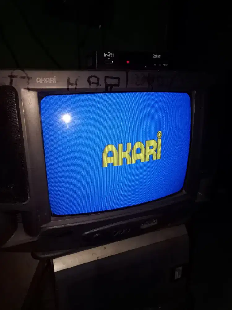 Tv rusak. Dicari