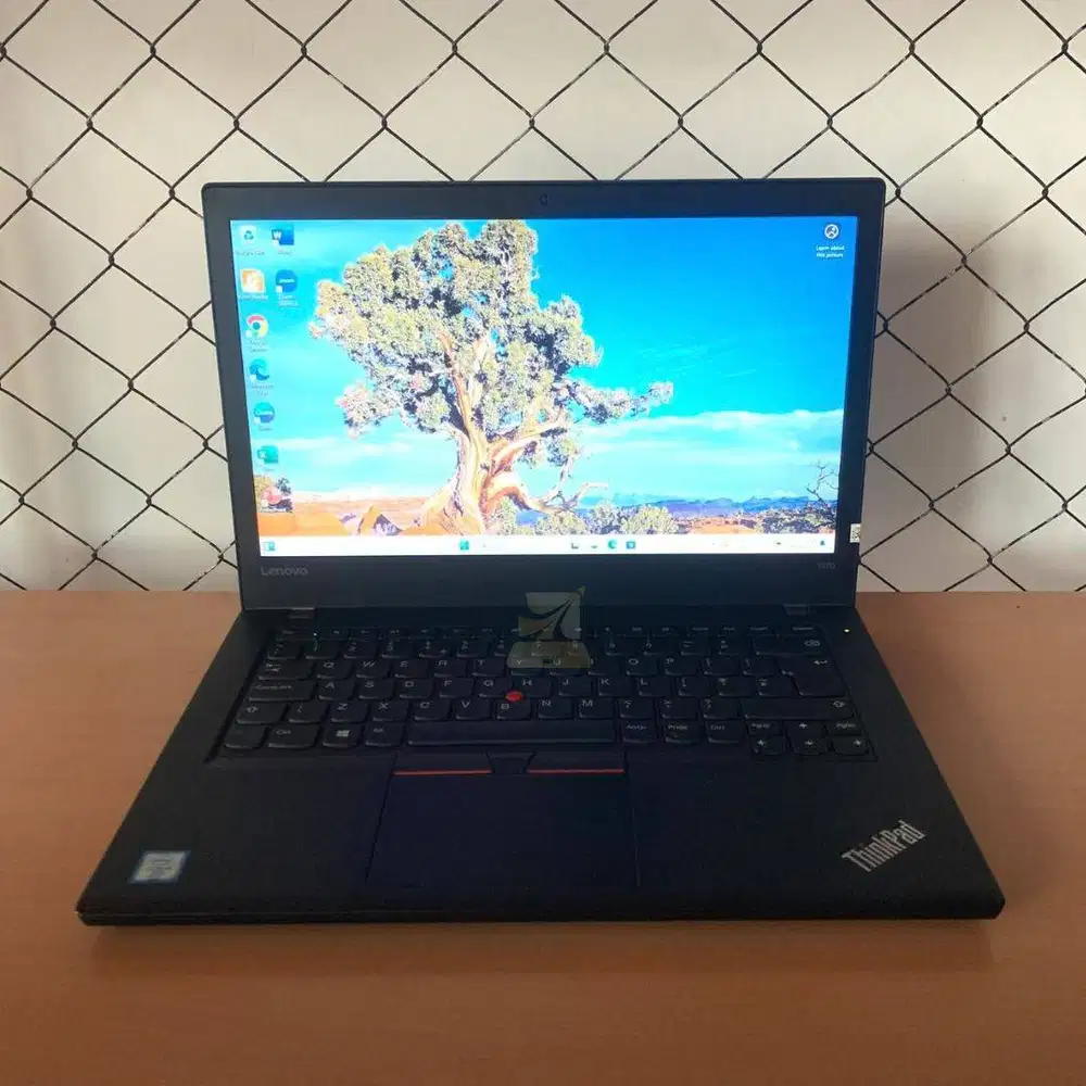 Lenovo ThinkPad T470 / i5-6300U / RAM 8GB / SSD 256GB / Intel HD 520 /