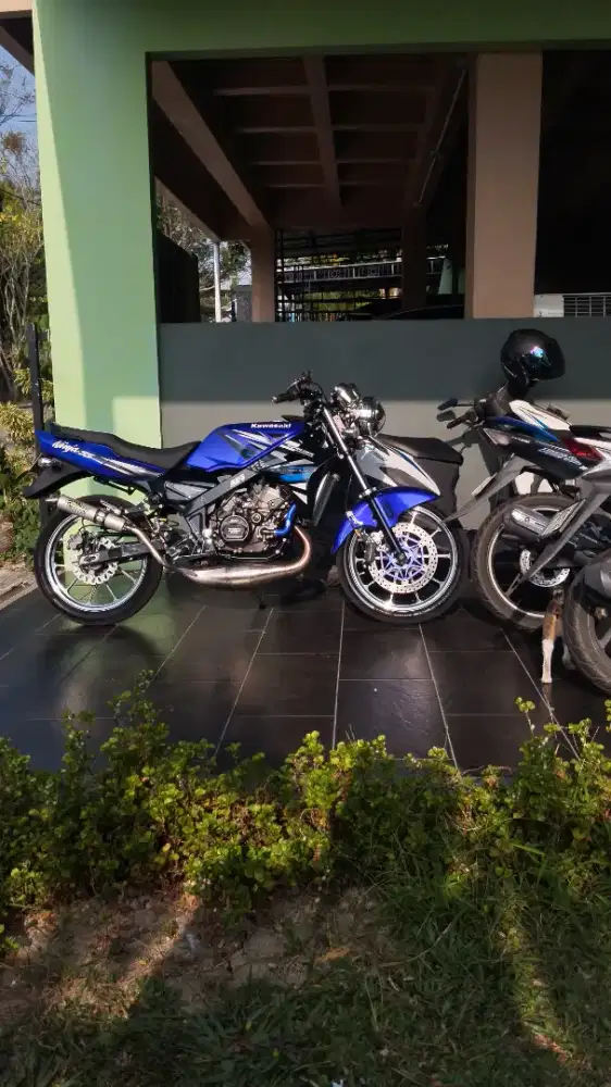 Ninja R Ninja SS