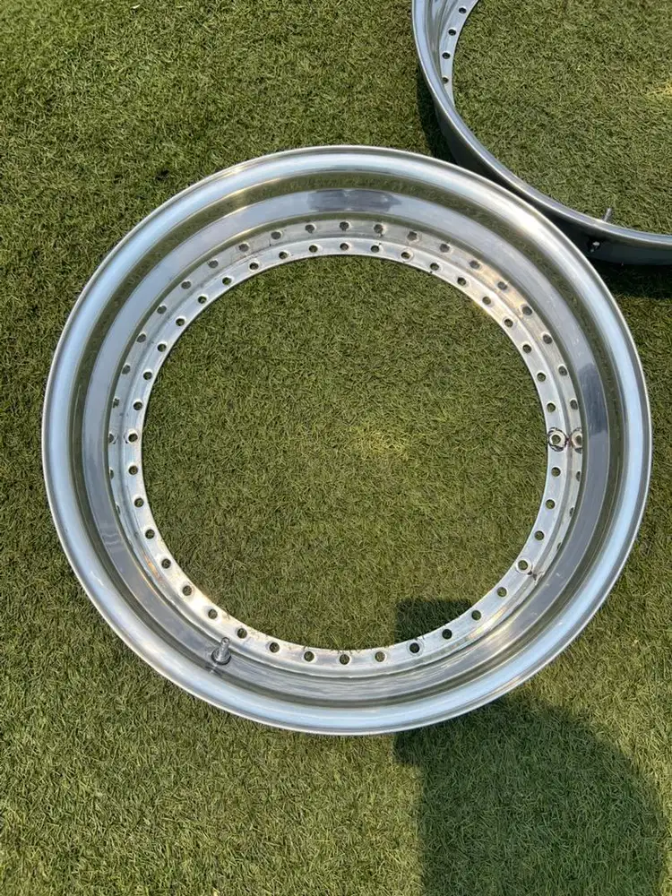 Outer Lips Velg Ssr R19 Original