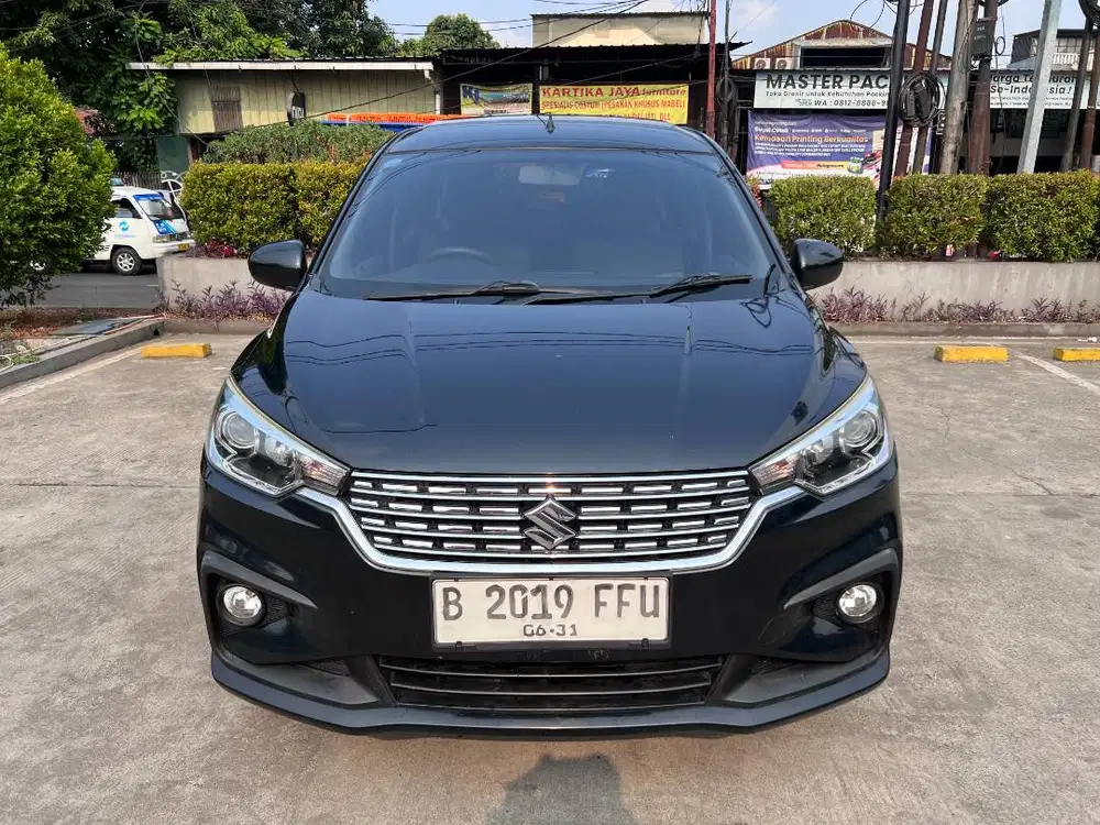 Dijual Suzuki Ertiga GL Manual 2021