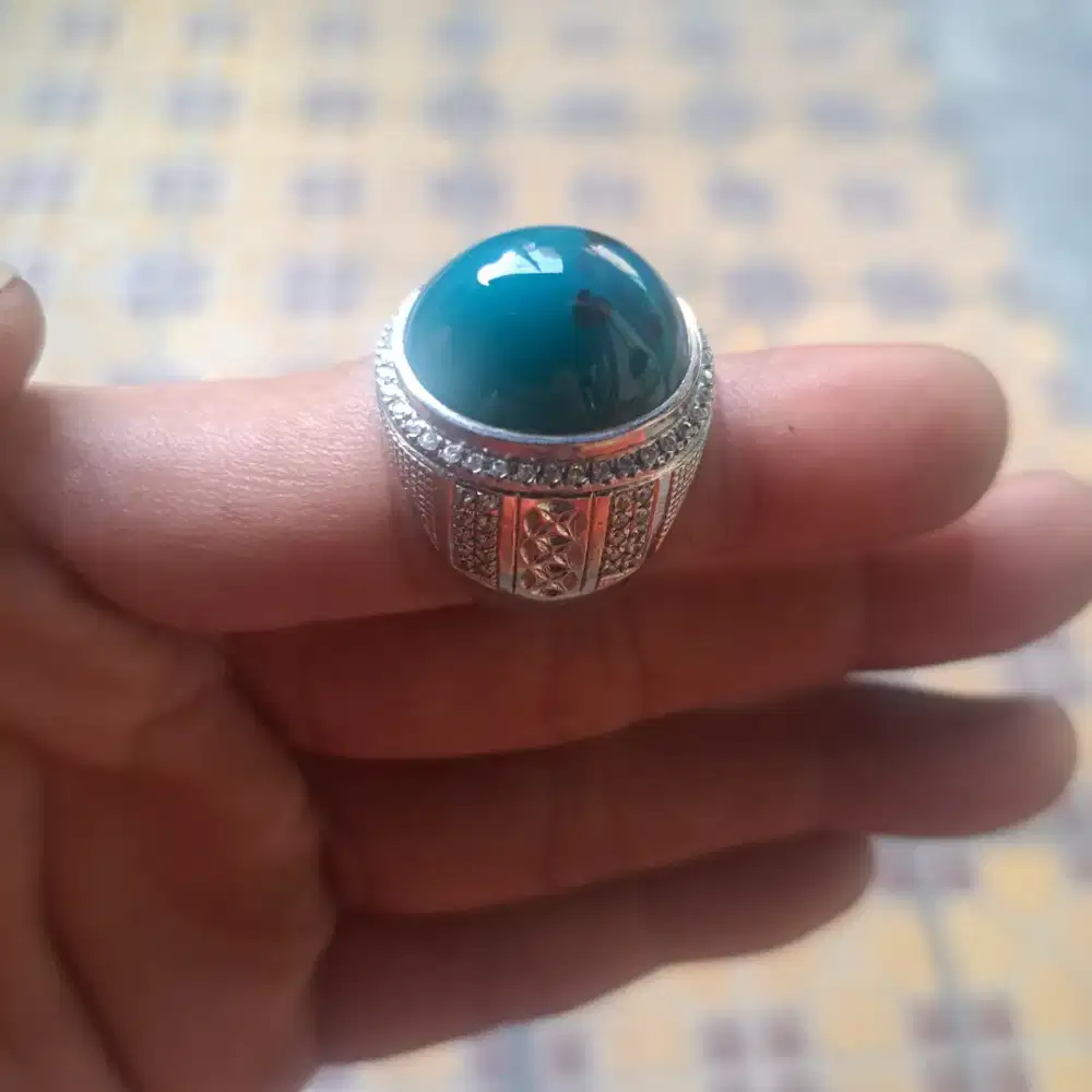 Naturan bacan doko majiko tanah hitam